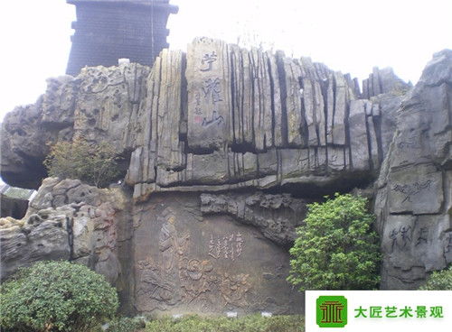 磐石水泥假山價格解析 成本、影響因素與選購建議